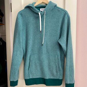 Feat green sweatshirt, like new, size M